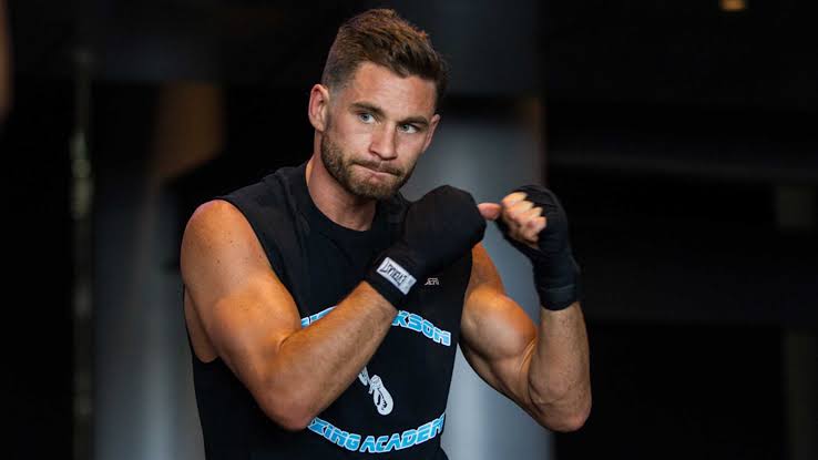 Chris Algieri Biography: Height, Ethnicity, Age, Net Worth, Siblings, Parents, Weight, Awards Chris Algieri Biography: Height, Ethnicity, Age, Net Worth, Siblings, Parents, Weight, Awards