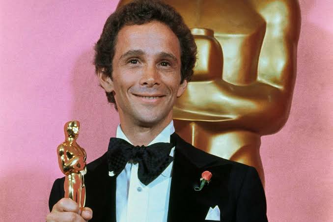 Joel Grey Biography: Age, Now, Movies, TV Shows, Instagram, Awards, Height, Children, Parents, Wife, Siblings, Net Worth Joel Grey Biography: Age, Now, Movies, TV Shows, Instagram, Awards, Height, Children, Parents, Wife, Siblings, Net Worth
