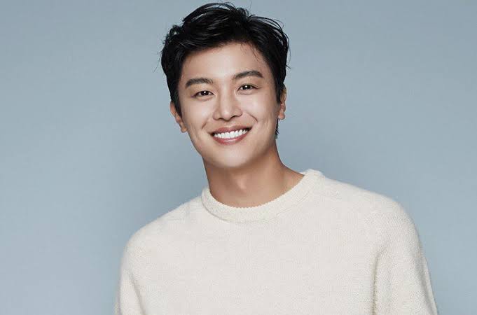 Yeon Woo Jin Biography: Movies, TV Shows, Wife, Parents, Wikipedia, Net Worth, Instagram, Age, Height Yeon Woo Jin Biography: Movies, TV Shows, Wife, Parents, Wikipedia, Net Worth, Instagram, Age, Height