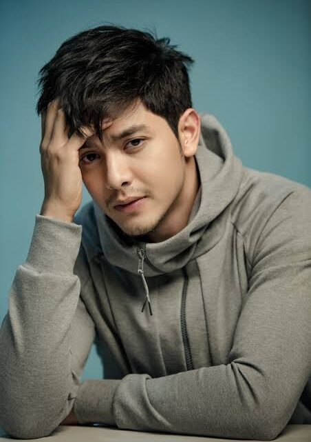 Alden Richards Biography: Parents, Nationality, GF, Net Worth, Movies, TV Shows, Wife, Height, Age, Instagram Alden Richards Biography: Parents, Nationality, GF, Net Worth, Movies, TV Shows, Wife, Height, Age, Instagram
