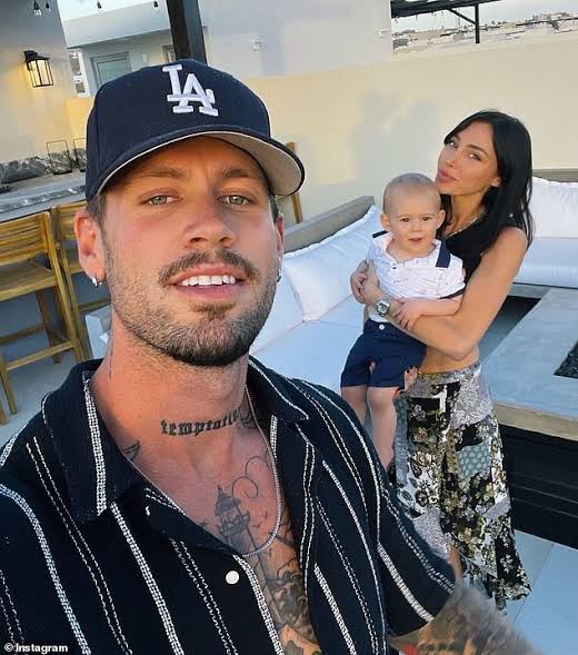 Reece Hawkins Biography: Wife, Children, Wikipedia, Age, Net Worth, Parents, Instagram, Career Reece Hawkins Biography: Wife, Children, Wikipedia, Age, Net Worth, Parents, Instagram, Career