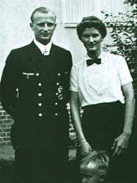 Karl Doenitz’s Daughter, Ursula Donitz Biography: Parents, Siblings, Age, Net Worth, Husband, Children, Wikipedia Karl Doenitz’s Daughter, Ursula Donitz Biography: Parents, Siblings, Age, Net Worth, Husband, Children, Wikipedia