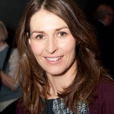 Helen Baxendale Biography: Height, Ethnicity, Age, Net Worth, Siblings, Parents, Films, TV Series, Husband, Children Helen Baxendale Biography: Height, Ethnicity, Age, Net Worth, Siblings, Parents, Films, TV Series, Husband, Children