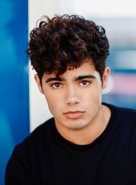 Emery Kelly Biography: Wikipedia, Height, Full Name, Age, Net Worth, Parents, Siblings, Movies, TV Shows Emery Kelly Biography: Wikipedia, Height, Full Name, Age, Net Worth, Parents, Siblings, Movies, TV Shows