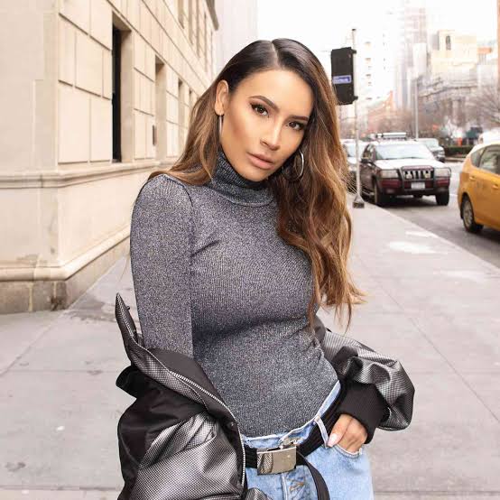 Desi Perkins Biography: YouTube, Age, Net Worth, Instagram, Height, Husband, Parents, Siblings, Children Desi Perkins Biography: YouTube, Age, Net Worth, Instagram, Height, Husband, Parents, Siblings, Children