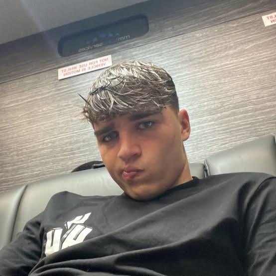 Tays (rapper) Biography: Age, Instagram, Albums, Net Worth, Songs, Girlfriend, Parents, Siblings Tays (rapper) Biography: Age, Instagram, Albums, Net Worth, Songs, Girlfriend, Parents, Siblings
