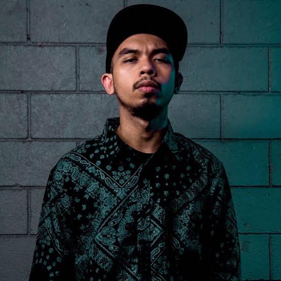 Loonie (rapper) Biography: Age, Real Name, Net Worth, Albums, Battle Rap, Height, Mentors, Career Loonie (rapper) Biography: Age, Real Name, Net Worth, Albums, Battle Rap, Height, Mentors, Career