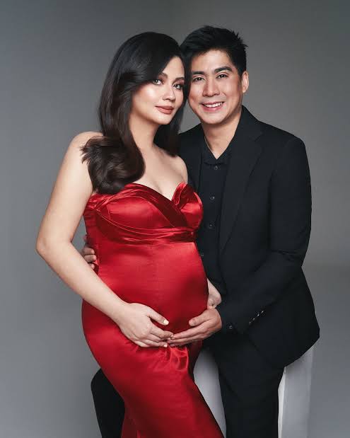 Vern Enciso Biography: Sister, Husband, Blog, Net Worth, Brand, Book, YouTube, Fashion, Age, Parents Vern Enciso Biography: Sister, Husband, Blog, Net Worth, Brand, Book, YouTube, Fashion, Age, Parents