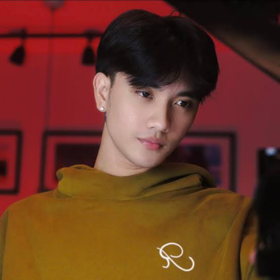 Sean Panganiban Biography: TikTok, Dance, Girlfriend, Net Worth, Age, Followers, Instagram, Music, Nationality Sean Panganiban Biography: TikTok, Dance, Girlfriend, Net Worth, Age, Followers, Instagram, Music, Nationality
