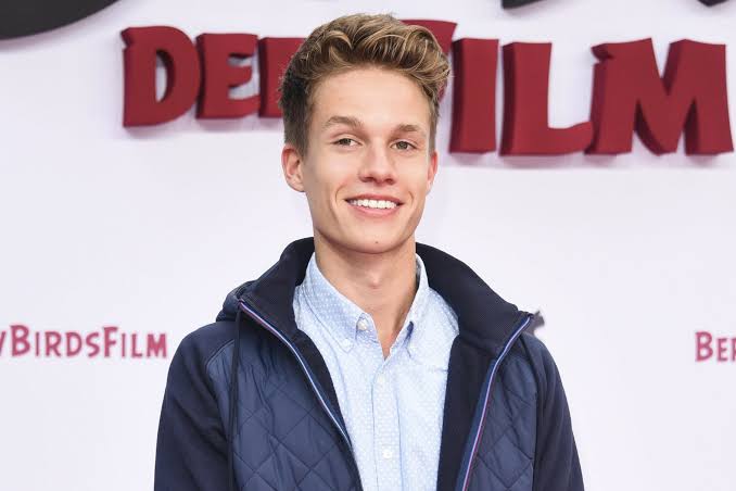 Laserluca Biography: YouTube Success, Age, Net Worth, Minecraft, Sandra Safiulov, Height, ConCrafter, Instagram Laserluca Biography: YouTube Success, Age, Net Worth, Minecraft, Sandra Safiulov, Height, ConCrafter, Instagram