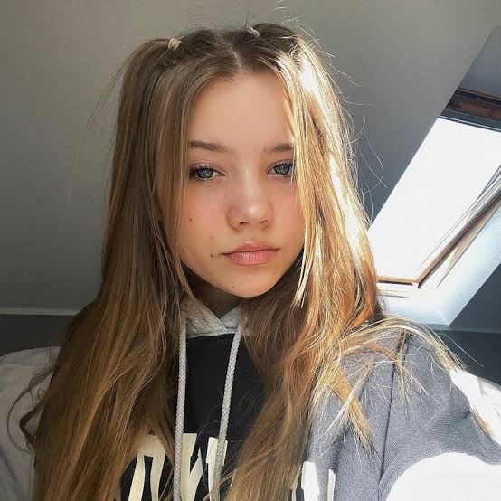 Jana Libra Biography: Age, Instagram, Fashion Content, Net Worth, Travel Photography, TikTok, Career, Parents Jana Libra Biography: Age, Instagram, Fashion Content, Net Worth, Travel Photography, TikTok, Career, Parents