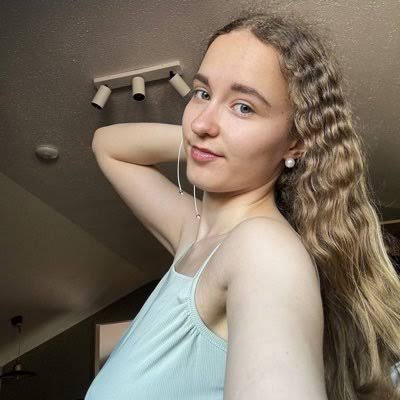 Flowina Paradise Biography: Age, Nationality, YouTube Channel, Net Worth, Career, Parents, Relationship, Instagram Flowina Paradise Biography: Age, Nationality, YouTube Channel, Net Worth, Career, Parents, Relationship, Instagram