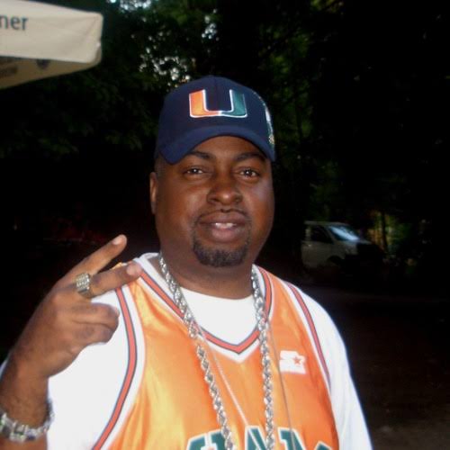 Mr. Mixx Biography: Age, Net Worth, 2 Live Crew, Miami Bass, Albums, Producer, Real Name, Career, Awards Mr. Mixx Biography: Age, Net Worth, 2 Live Crew, Miami Bass, Albums, Producer, Real Name, Career, Awards