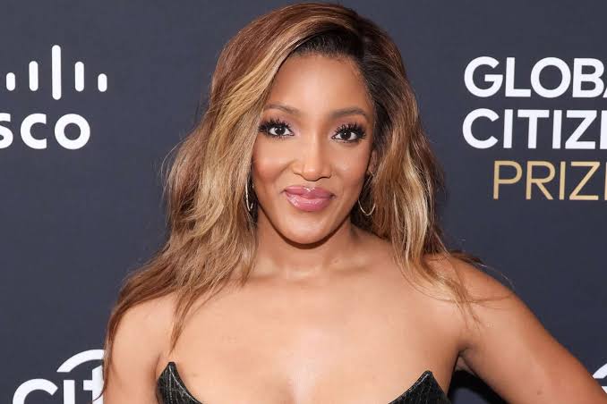Mickey Guyton Biography: Age, Net Worth, Country Music, Songs, Grammy Nominations, Husband, Albums, Awards Mickey Guyton Biography: Age, Net Worth, Country Music, Songs, Grammy Nominations, Husband, Albums, Awards