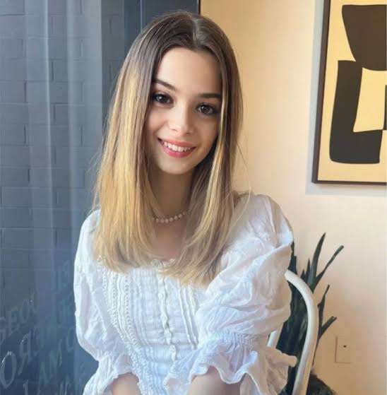 Molly Little Biography: Age, Modeling, Instagram, Net Worth, Acting, TikTok, Height, Parents, Career Molly Little Biography: Age, Modeling, Instagram, Net Worth, Acting, TikTok, Height, Parents, Career
