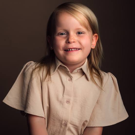 Luxy Bellinga Biography: Family Vlogs, Age, Parents, Siblings, YouTube, Nationality, Movies, Social Media Luxy Bellinga Biography: Family Vlogs, Age, Parents, Siblings, YouTube, Nationality, Movies, Social Media