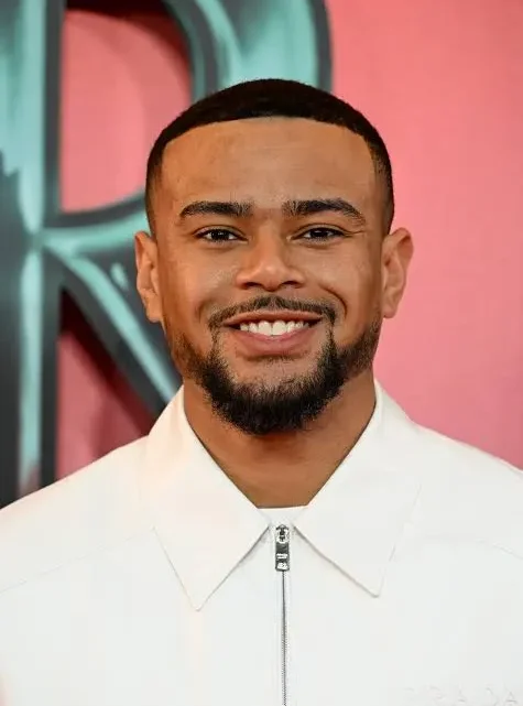 Wes Nelson Biography: Girlfriend, Age, Height, Parents, Net Worth, Songs, Love In Island