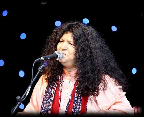 Abida Parveen Biography: Age, Net Worth, Siblings, Parents, Height, Ethnicity, Awards, Songs, Children, Husband Abida Parveen Biography: Age, Net Worth, Siblings, Parents, Height, Ethnicity, Awards, Songs, Children, Husband