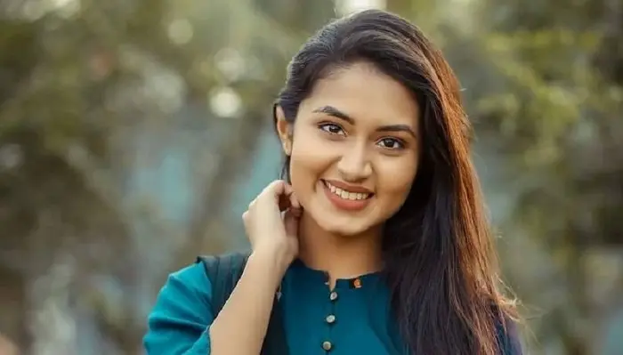 Tasnia Farin Biography: Religion, Movies, Nationality, Age, Net Worth, Instagram, Age, Siblings, Height