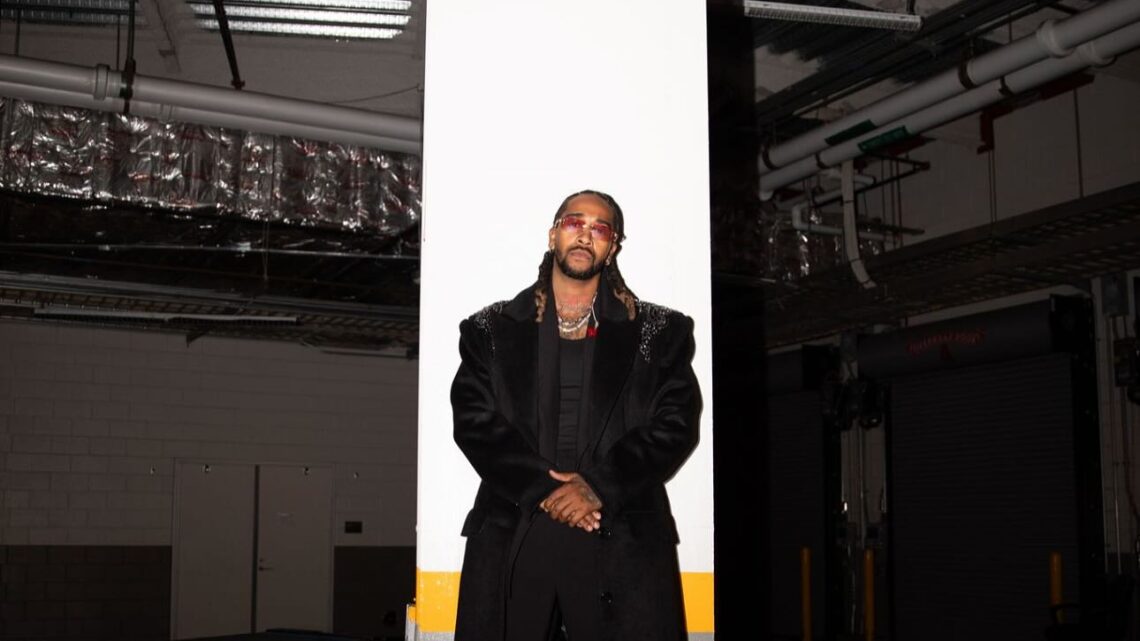Omarion Biography: Siblings, Parents, Height, Ethnicity, Age, Net Worth, Books, Songs, Films, Awards, Kids, Wives Omarion Biography: Siblings, Parents, Height, Ethnicity, Age, Net Worth, Books, Songs, Films, Awards, Kids, Wives