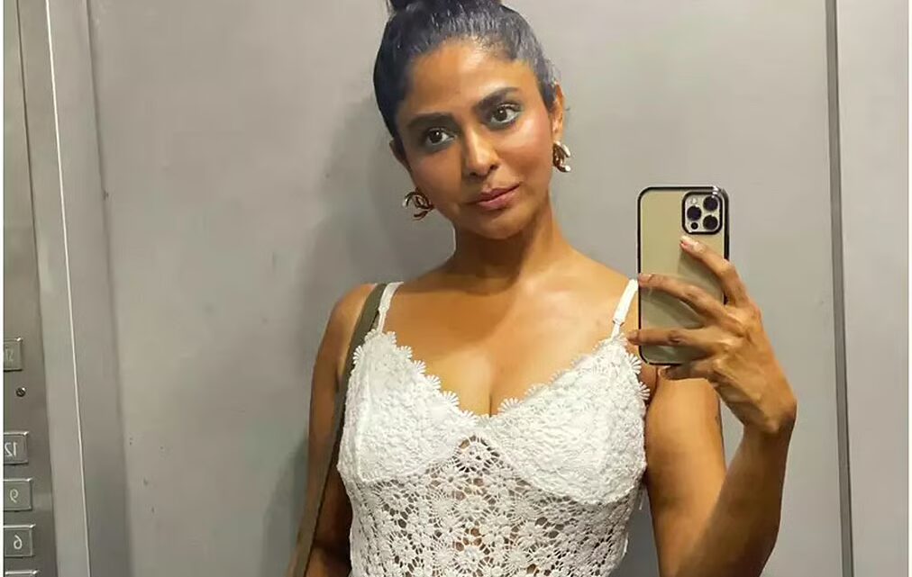 Poornima Indrajith Biography: Wikipedia, Parents, Age, Children, Height, Husband, Siblings, Net Worth, Movies