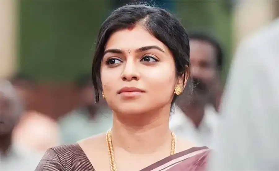 Raveena Ravi Biography: Age, Instagram, Movies, Net Worth, Parents, Siblings, Nationality