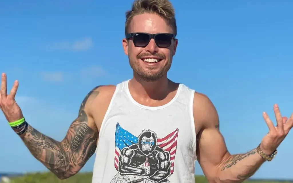 Robert Terkla Biography: Height, Ethnicity, Age, Net Worth, Siblings, Parents, Ex-Wife, Kids Robert Terkla Biography: Height, Ethnicity, Age, Net Worth, Siblings, Parents, Ex-Wife, Kids