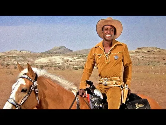 Cleavon Little Biography: Films, Wife, Obituary, Height, Ethnicity, Age, Net Worth, Siblings, Parents, Children