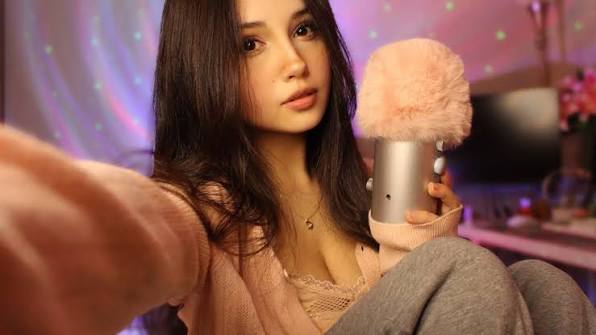 Cait ASMR Biography: YouTube, Dating Life, Height, Ethnicity, Age, Net Worth, Siblings, Parents