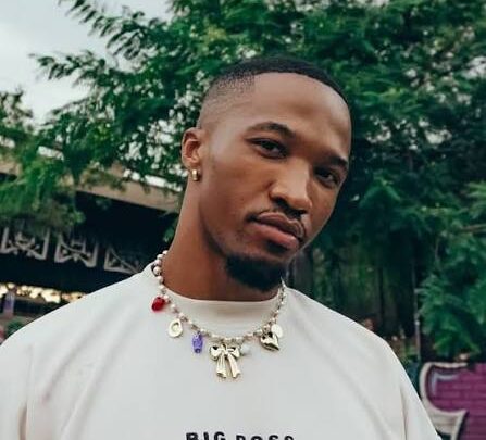 Gontse Mohlatlole Biography: YouTuber, Age, Net Worth, Content, Brothers, Career, Social Media, Height, Parents