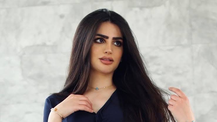 Mariam Alkharafi Biography: Age, Boyfriend, Net Worth, Modeling, TikTok, Heritage, Height, Parents, Career