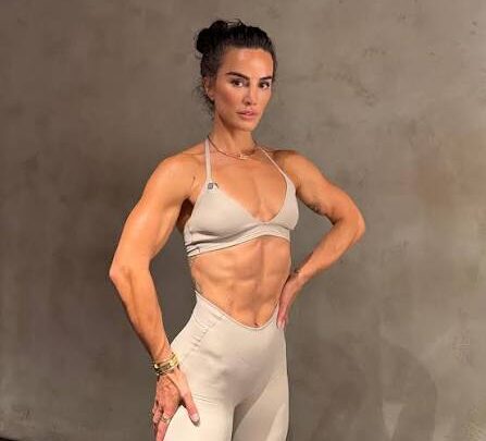 Senada Greca Biography: Age, Nationality, Fitness Career, Net Worth, Husband, Education, Apps, Brand, Celebrity Clients