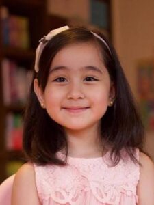 Scarlet Snow Belo
