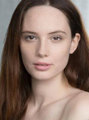 Olwen Kelly Biography: Height, Ethnicity, Age, Net Worth, Siblings, Parents, Movies