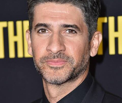 Raza Jaffrey Biography: Height, Ethnicity, Age, Net Worth, Siblings, Parents, Films, Child, Wife, TV Series, Songs