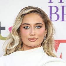 Saffron Barker Bio: Net Worth, Boyfriend, Age, Parents, Height, Weight Loss, Strictly, Family