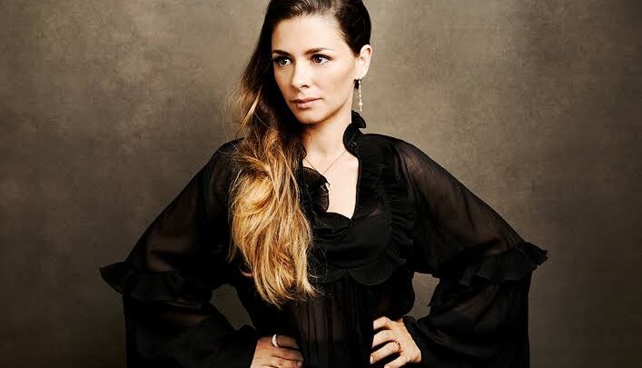 Nadia Caterina Munno Bio: Nickname, Cookbooks, Net Worth, Instagram, Age, Husband, Children, Parents