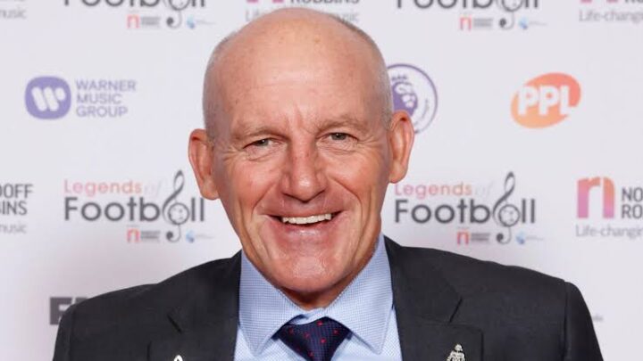 Steve Coppell Biography: Stats, Career, Awards, Net Worth, Teams Coached, Age, Family, Wife, Children, Height