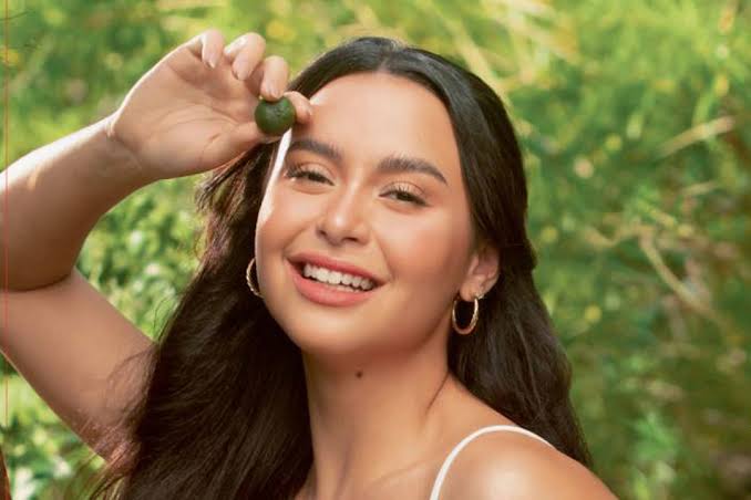 Yassi Pressman Biography: Full Name, Movies, TV Shows, Age, Net Worth, Instagram, Parents, Husband, Siblings
