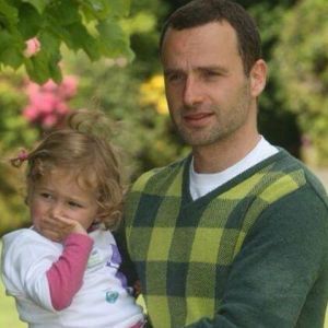 Andrew Lincoln’s son Arthur Clutterbuck Biography: Height, Ethnicity, Age, Net Worth, Siblings, Parents Andrew Lincoln’s son Arthur Clutterbuck Biography: Height, Ethnicity, Age, Net Worth, Siblings, Parents