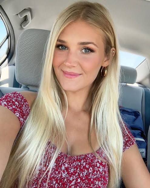 Allie Dunn Biography: Age, Net Worth, Wikipedia, Songs, Height, Instagram, Career Allie Dunn Biography: Age, Net Worth, Wikipedia, Songs, Height, Instagram, Career