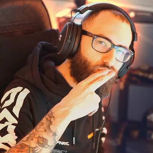 Francesco Marzano Biography: Gaming, Age, Net Worth, Streaming, Content, Twitch, Instagram, Height, Parents Francesco Marzano Biography: Gaming, Age, Net Worth, Streaming, Content, Twitch, Instagram, Height, Parents