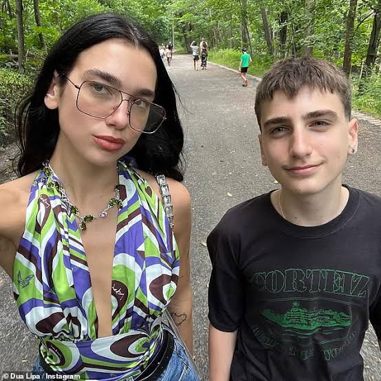 Dua Lipa’s Brother, Gjin Lipa Biography: Age, Net Worth, Family, Siblings, Music Production, Career, Instagram Dua Lipa’s Brother, Gjin Lipa Biography: Age, Net Worth, Family, Siblings, Music Production, Career, Instagram