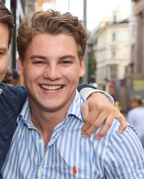 Henrik Viken Biography: Music, Age, TikTok, Net Worth, Songs, Social Media, Girlfriend, Height, Parents Henrik Viken Biography: Music, Age, TikTok, Net Worth, Songs, Social Media, Girlfriend, Height, Parents