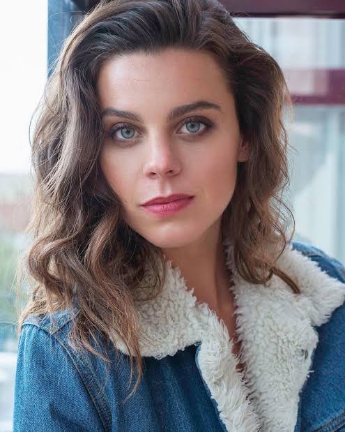 Clara Alvarado Biography: Acting, Age, Net Worth, Movies, Height, Instagram, Career, Money Heist, Theatre Clara Alvarado Biography: Acting, Age, Net Worth, Movies, Height, Instagram, Career, Money Heist, Theatre