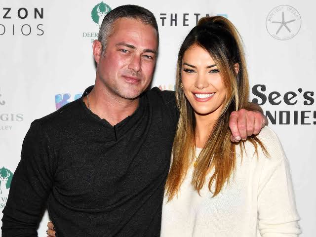 Taylor Kinney’s Wife, Ashley Cruger Biography: Model, Marriage, Net Worth, Height, Age, Children, Career, Parents Taylor Kinney’s Wife, Ashley Cruger Biography: Model, Marriage, Net Worth, Height, Age, Children, Career, Parents