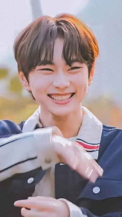 Jungwon Biography: Age, Net Worth, ENHYPEN, Height, Parents, Career, Leader, I-LAND, Dance