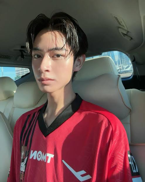 Kenneth Gutierrez Biography: TikTok, Parents, Height, Age, Net Worth, Career, Wikipedia, Instagram Kenneth Gutierrez Biography: TikTok, Parents, Height, Age, Net Worth, Career, Wikipedia, Instagram