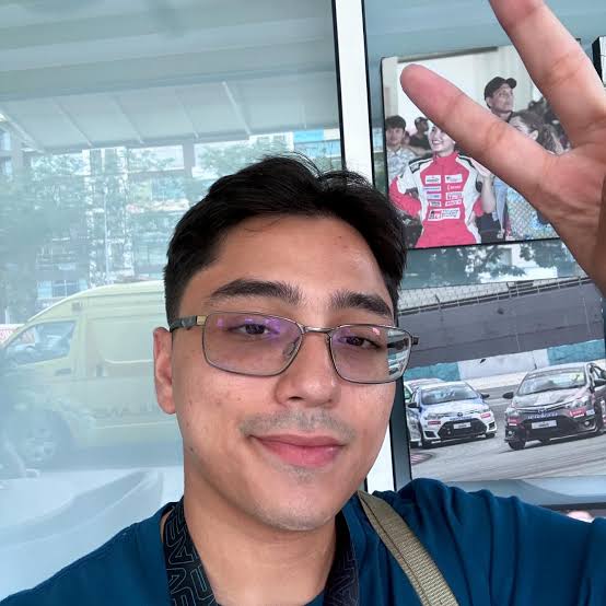 Muntazar Ghufran Biography: Age, Net Worth, Girlfriend, Movies, Height, Parents, TikTok Muntazar Ghufran Biography: Age, Net Worth, Girlfriend, Movies, Height, Parents, TikTok