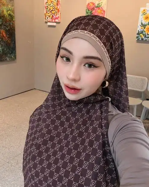 Adira Salahudi Biography: Husband, Age, Children, Net Worth, Height, Instagram, Parents